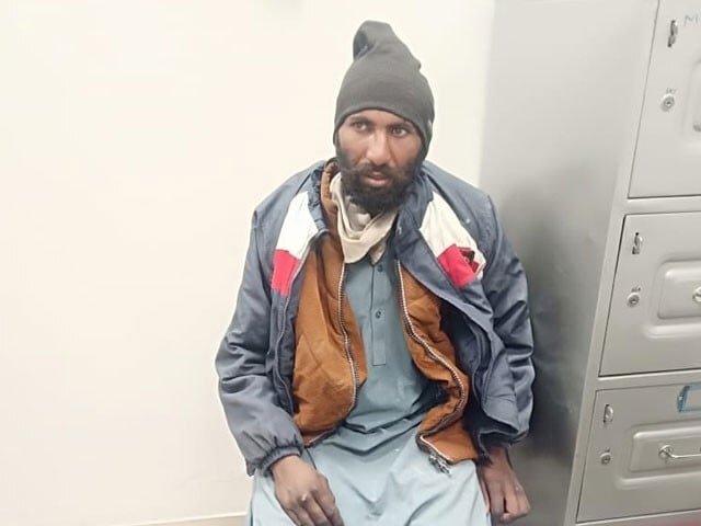 اسلام آباد ائیرپورٹ سے مشکوک شخص گرفتار