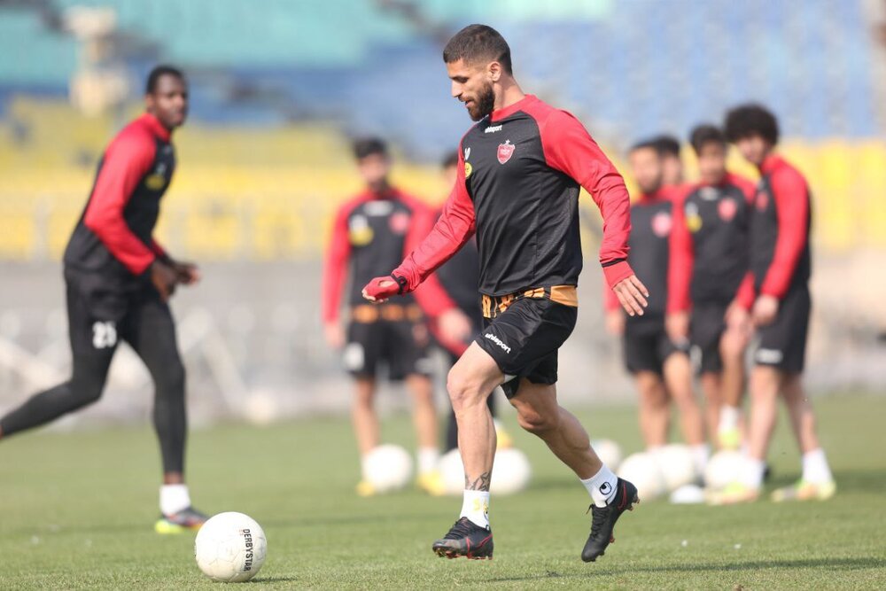 مقصد هافبک پرسپولیس نامشخص است/ خبری از انتقال به ملوان نیست مقصد هافبک پرسپولیس نامشخص است/ خبری از انتقال به ملوان نیست