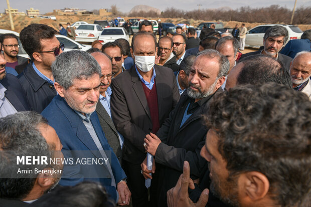 کلنگ زنی آغاز احداث 1500 واحد نهضت ملی مسکن در شهرستان نی‌ریز استان فارس