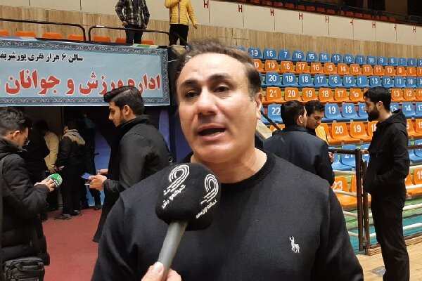 به نحوه و چینش داوران لیگ برتر فوتسال اعتراض داریم