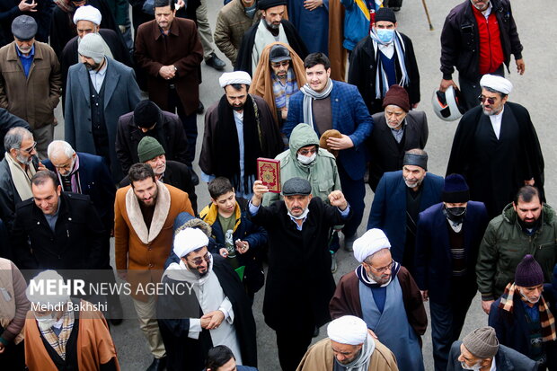 People in Qom condemn desecration of holy Quran in Europe