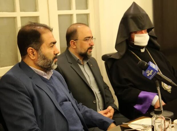 همزیستی برادرانه و اخلاق گرایانه ادیان توحیدی در اصفهان همزیستی برادرانه و اخلاق گرایانه ادیان توحیدی در اصفهان