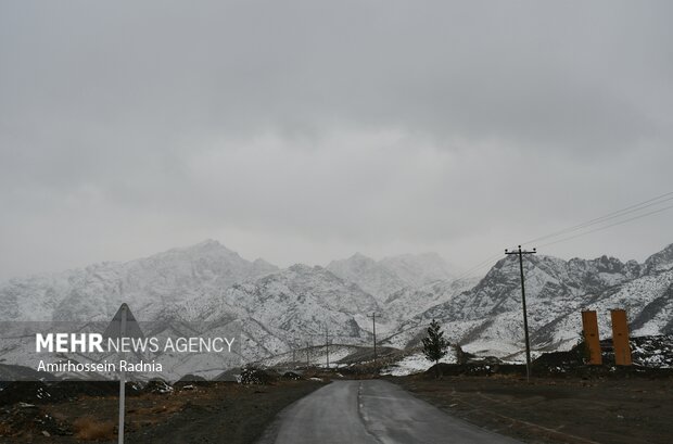 جاده 20 استان کشور امروز برفی، بارانی و مهگرفته است