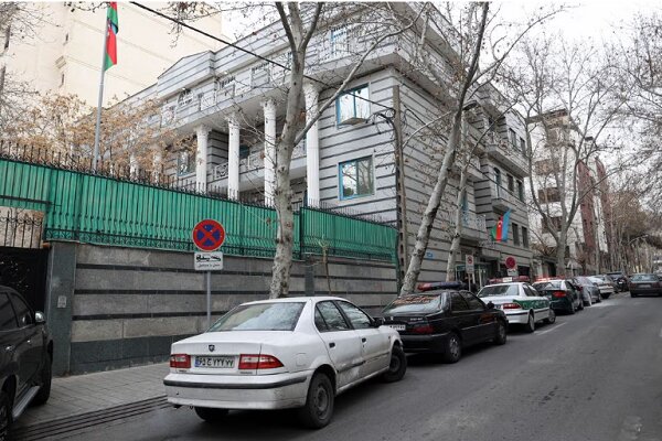 Azerbaycan'ın Tahran Büyükelçiliği yeniden faaliyete geçecek

