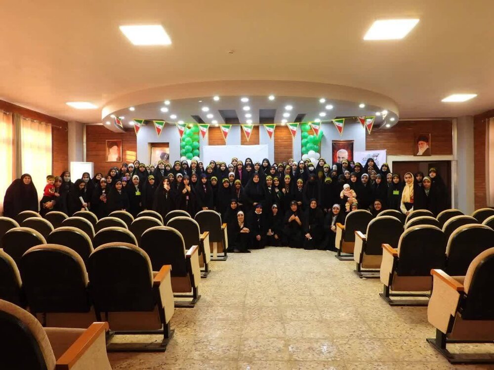 کاردوی مدرسه انقلاب دختران گلستان برگزار شد