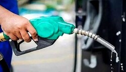 پاکستان، پٹرول کی قیمت میں 5 روپے فی لیٹر اضافہ
