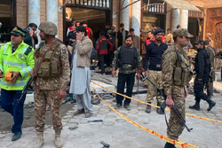 Death toll in Pakistan mosque blast rises to 101