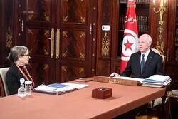 رئیس جمهور تونس ۲وزیر را برکنار کرد/استقبال ضعیف مردم از انتخابات