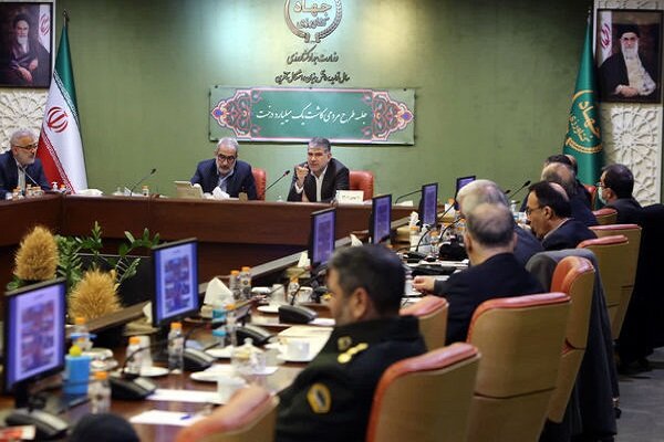 استفاده از ظرفیت معلمان بازنشسته برای کاشت یک میلیارد درخت