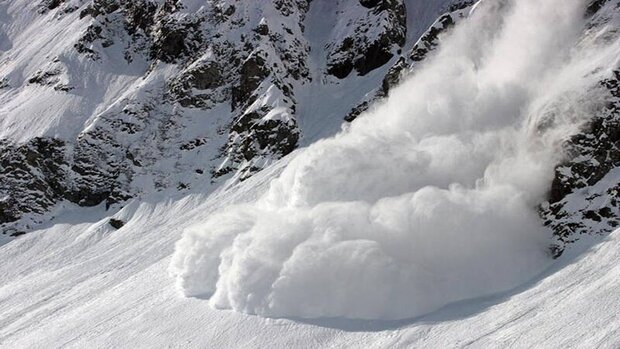 3 killed in avalanche at popular Swiss ski resort: Police