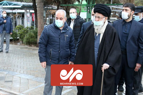 روایتی از حضور رهبر انقلاب در مرقد امام خمینی (ره) و گلزار شهدا