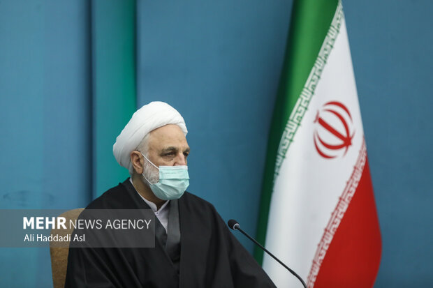 حجت الاسلام غلامحسین محسنی اژه ای رئیس قوه قضائیه در جلسه شورای عالی انقلاب فرهنگی حضور دارد