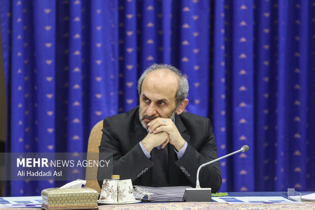 پیمان جبلی رئیس سازمان صدا و سیما در جلسه شورای عالی انقلاب فرهنگیحضور دارد