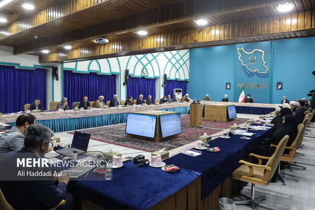 جلسه شورای عالی انقلاب فرهنگی با حضور رئیس جمهور 27