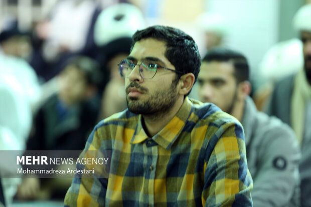 بزرگداشت دهه فجر و نهضت جهاد تبین با سخنرانی معاون پارلمانی رییس جمهور در ورامین