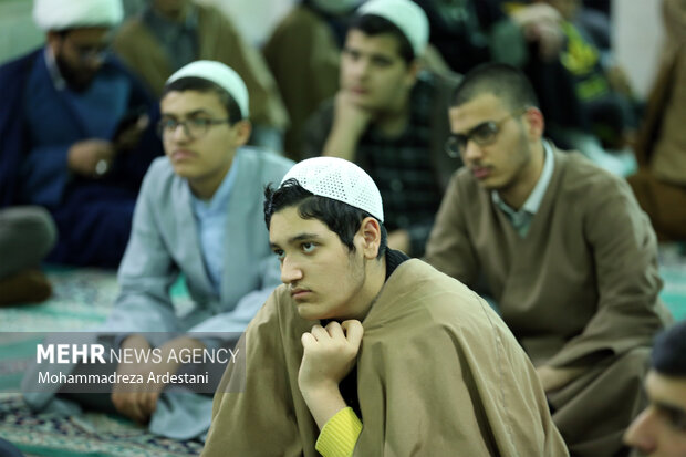 بزرگداشت دهه فجر و نهضت جهاد تبین با سخنرانی معاون پارلمانی رییس جمهور در ورامین