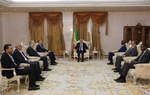 أمير عبد اللهيان يجري محادثات مع الرئيس الموريتاني حول اخر تطورات العلاقات الثنائية والدولية