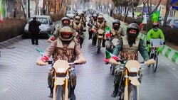 رژه موتوری یگان‌های نیروهای مسلح خراسان رضوی در مشهد برگزار شد
