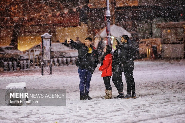 Snowy night in Hamedan
