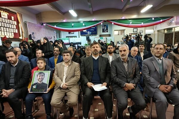 زنگ انقلاب در مدارس کشور طنین انداز شد