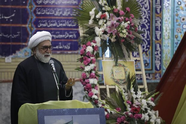 استقلال ملی از بزرگترین دستاوردهای انقلاب اسلامی است استقلال ملی از بزرگترین دستاوردهای انقلاب اسلامی است