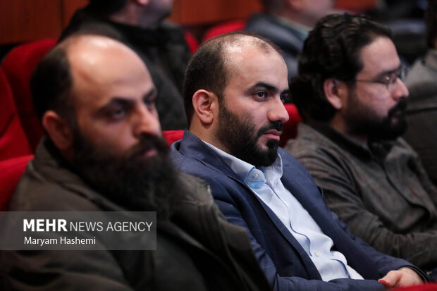 محمد شجاییان مدیر گروه رسانه ای مهر در آئین رونمایی از نشان قلم مقدس در تالار رودکی تهران حضور دارد