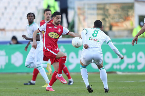 دوست ندارم صحبتهای گلمحمدی را باور کنم/ آدم را به شک میاندازند