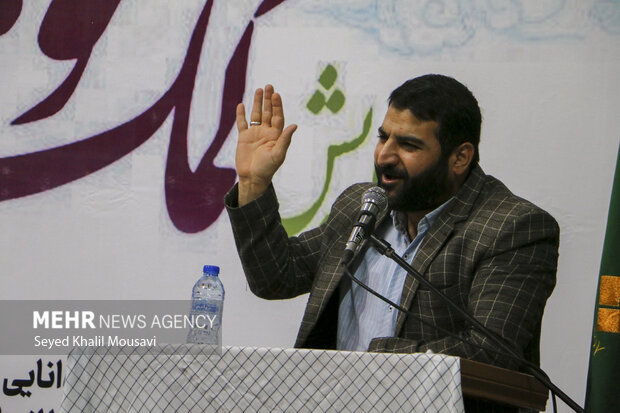 طرح مومنانه به مناسبت دهه فجر