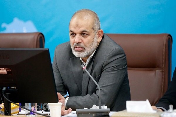 وزير الداخلية الإيراني يقدم التعازي بضحايا الزلزال في سوريا وتركيا