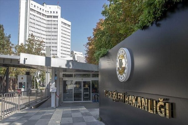احضار سفیر نروژ در ترکیه در پی صدور مجوز برای اهانت به قرآن کریم