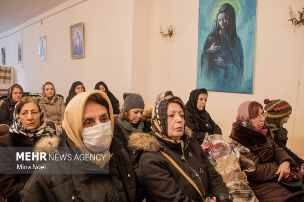 مراسم میهمانی لاله‌ها در گلزار شهدای ارامنه تبریز