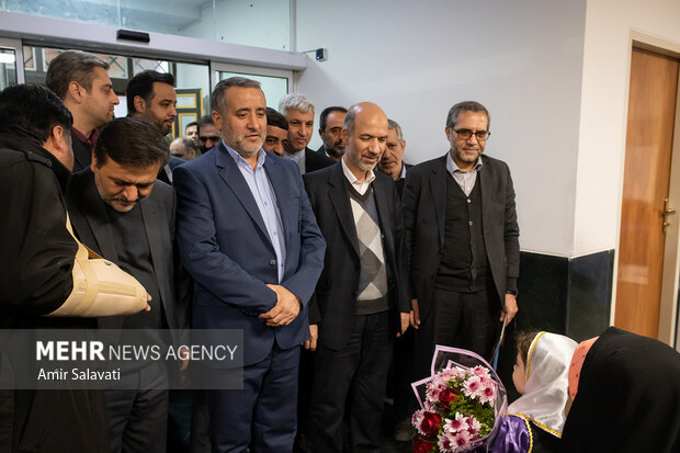 وزیر نیرو در سرخه