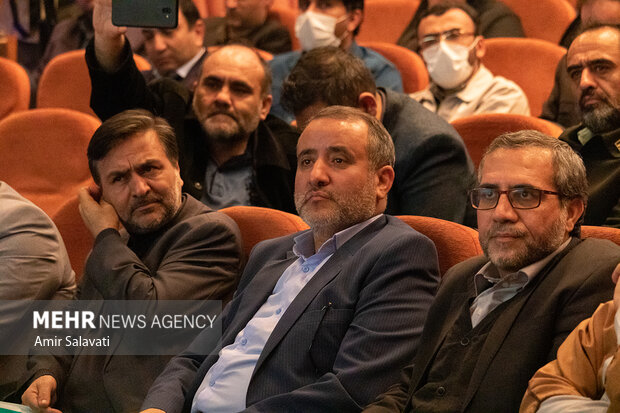 وزیر نیرو در سرخه