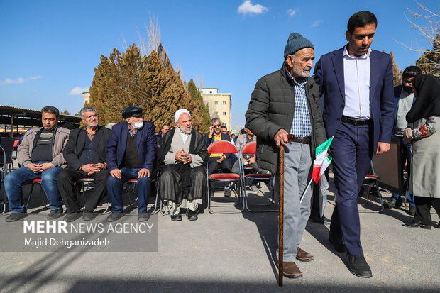 استقبال مردم مهریز از اقدام خیرمندانه در حوزه درمان