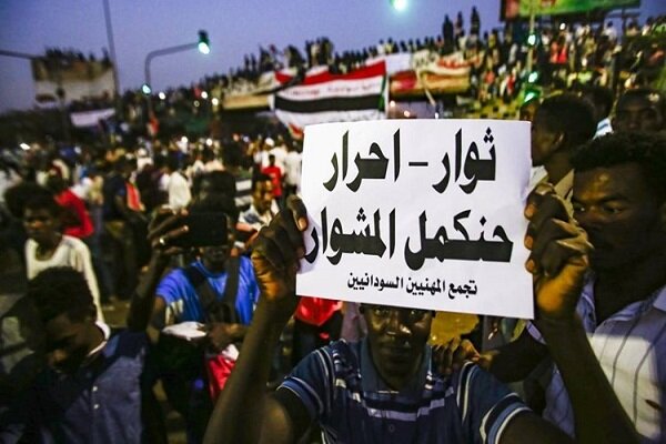 تجمّع المهنيين السودانيين للميادين: نرفض التطبيع مع "إسرائيل"