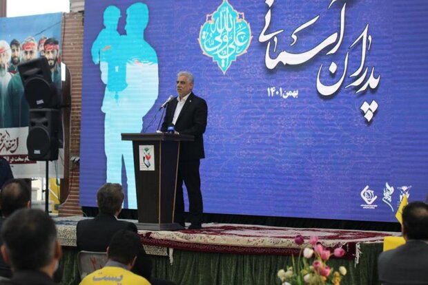 پیشرفت های «ایران استوار» را مدیون جانفشانی های شهدا هستیم