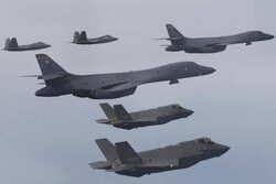 رزمایش مشترک آمریکا و کره جنوبی با مشارکت جنگنده‌های اف-۳۵ و اف- ۲۲