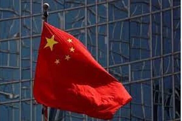 بكين تدعو الولايات المتحدة إلى الكف عن التكهنات الدائرة حول مزاعم "منطاد تجسس صيني في سمائها"
