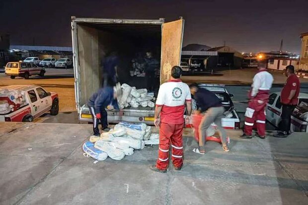 ارسال بیش از ۱۰۰۰ دستگاه چادر اسکان به مناطق زلزله زده خوی