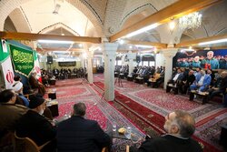 دیدار جمعی از شعرا و مداحان اهل بیت(ع) با امام جمعه قزوین