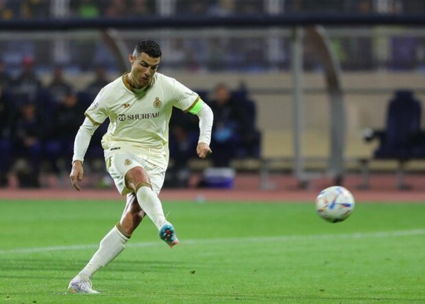 Ronaldo, milli takım formasıyla 200 maça çıkan ilk futbolcu oldu