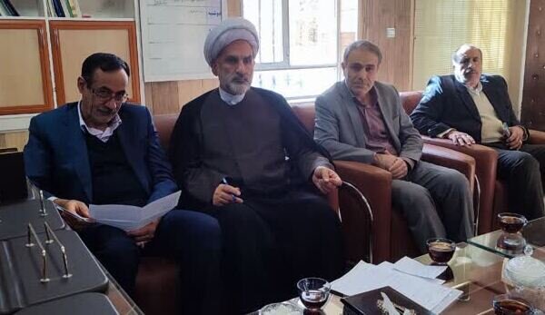 لزوم جلوگیری از کشت محصولات آبدوست و اجرای الگوی کشت در کوهدشت