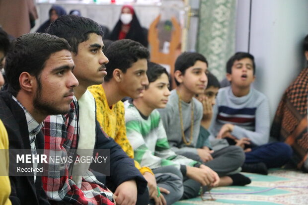 حضور پرشور دهه هشتادی های گلستان در آیین اعتکاف