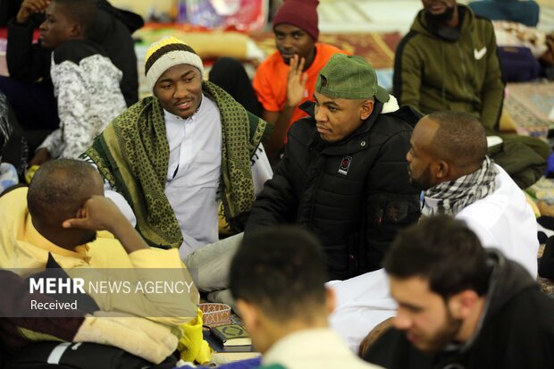 جانب من مراسم الاعتكاف بمسجد "جمكران" في قم المقدّسة