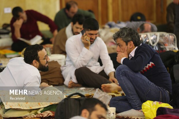 جانب من مراسم الاعتكاف بمسجد "جمكران" في قم المقدّسة