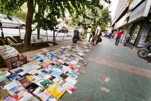 قوانین مربوط به فرهنگ و کپی غیرمجاز برای 50 سال پیش‌اند