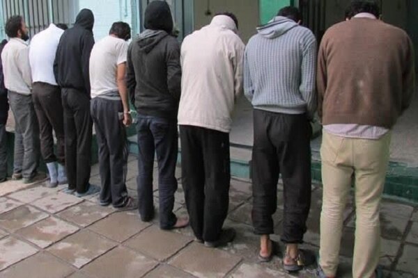 دستگیری ۹ نفر از عاملان نزاع و درگیری دستهجمعی در شهرستان اهر دستگیری ۹ نفر از عاملان نزاع و درگیری دستهجمعی در شهرستان اهر