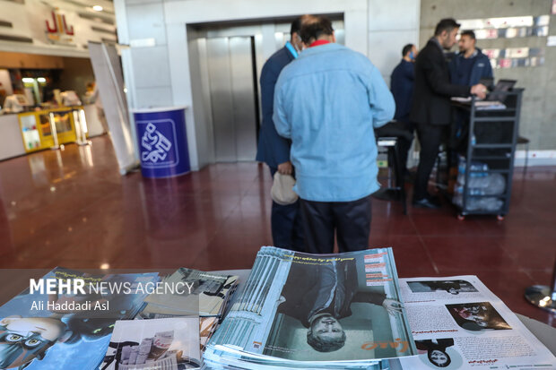 پنجمین روز از چهل و یکمین جشنواره فیلم فجر با اکران فیلم‌های بعد از رفتن و کت چرمی در پردیس سینمایی ملت در حال برگزاری است