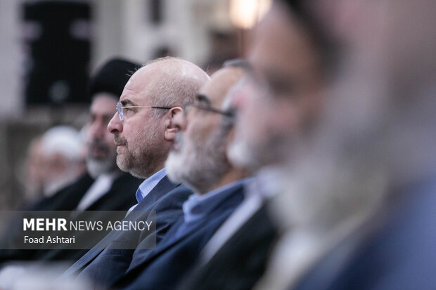 محمد باقر قالیباف رئیس مجلس شورای اسلامی 
 در مراسم تجدید میثاق نمایندگان مجلس با آرمان‌های امام (ره) حضور دارد