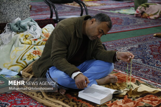 اعتکاف 1401 بوشهر جامع عطار و دانش آموزی